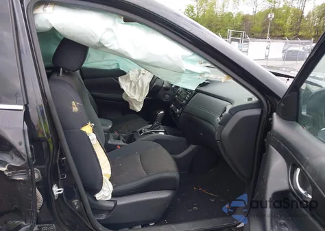 2017 Nissan Rogue Sv z USA, uszkodzony, nr VIN 5N1AT2MT9HC869231